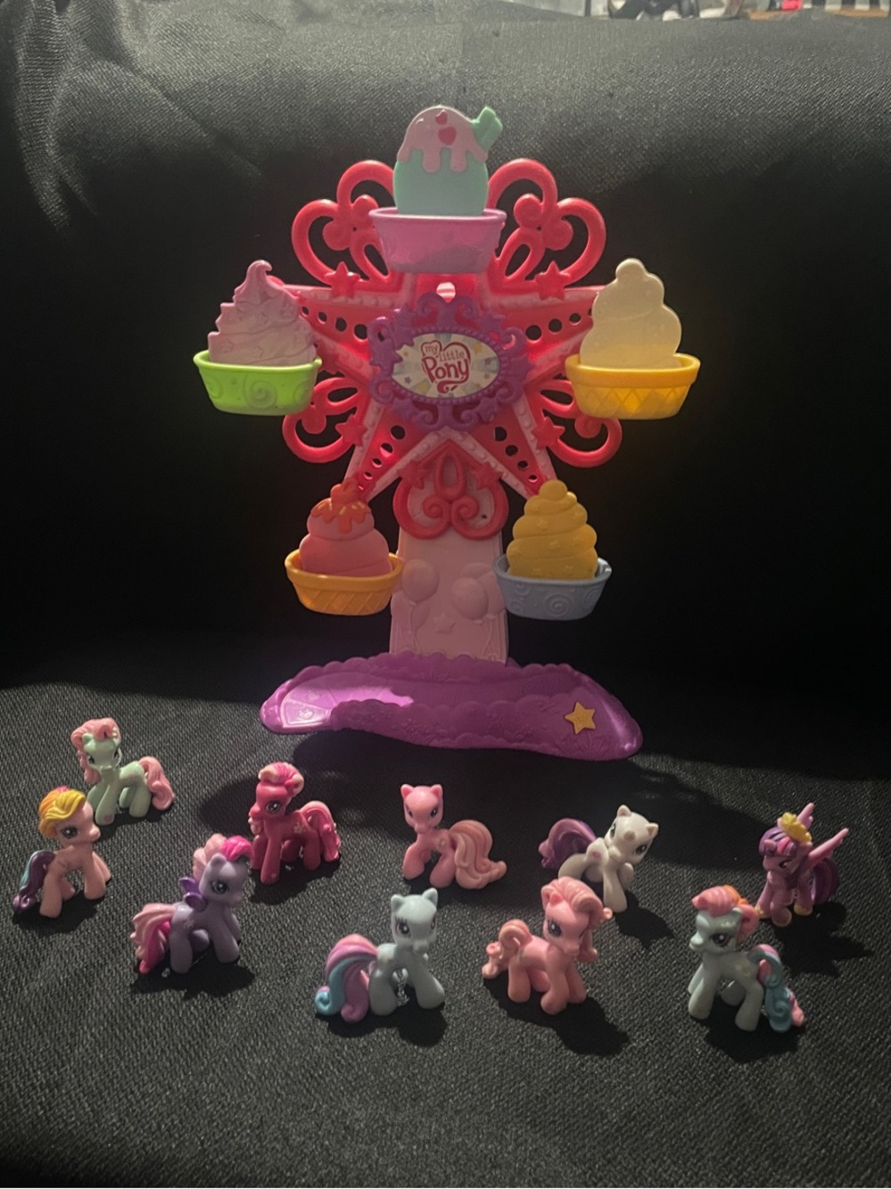 My Little Pony Mini Carousel Playset - with 10 my little pony’s